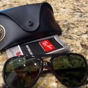Ray-Ban Black Aviator Sunglasses
